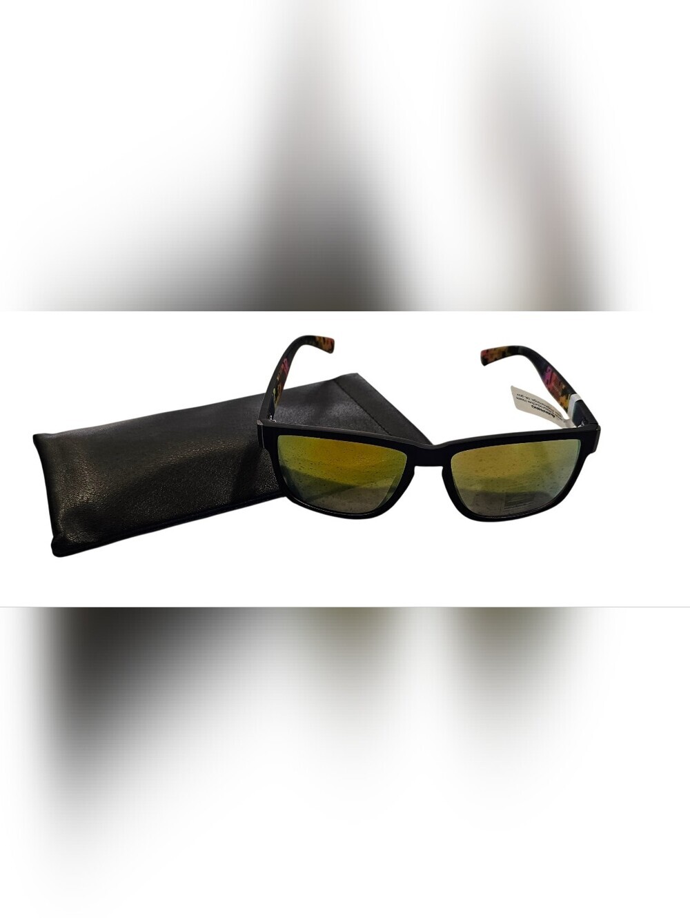 Quiksilver Black Frame Sunglasses with Green Mirrored Lenses, NEW - Picture 3 of 6